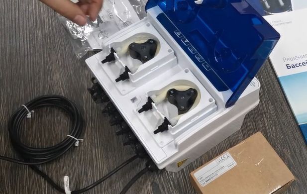 Seko PoolDose Double SPA pH / Rx (0,4 л/ч), Wi-Fi измерительно-дозирующая станция для бассейна и СПА PDPR1H04AW00 фото