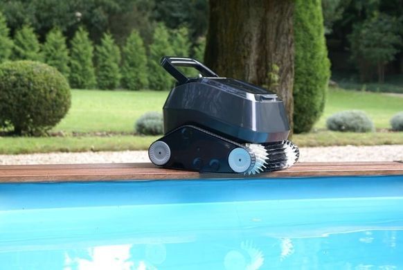 Aquaviva 7320-HT Black Pearl робот-пылесос для бассейна (с щётками для очистки углов) 34163 фото