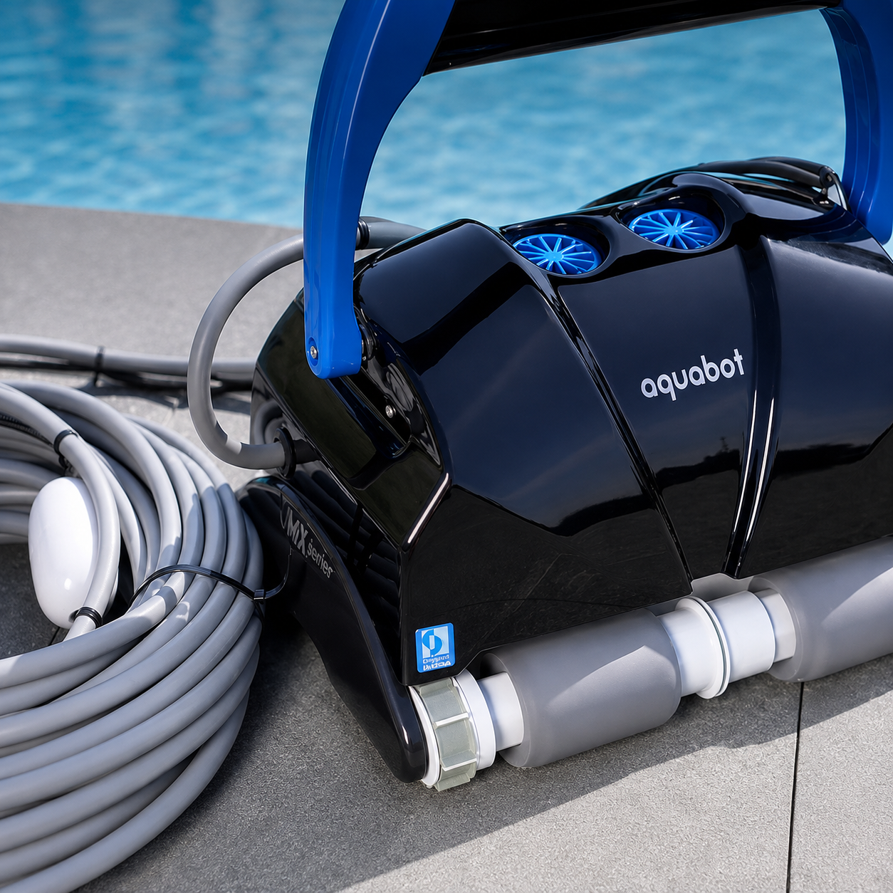 Очистка дна спортивного бассейна Aquabot UltraMax Junior